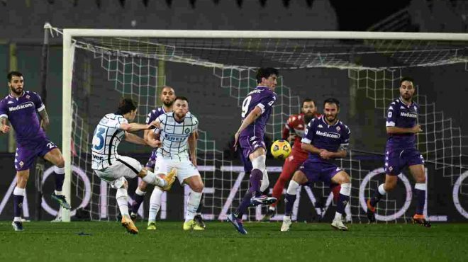 Barella-Perisic, l’Inter batte la Fiorentina 2-0 al “Franchi”