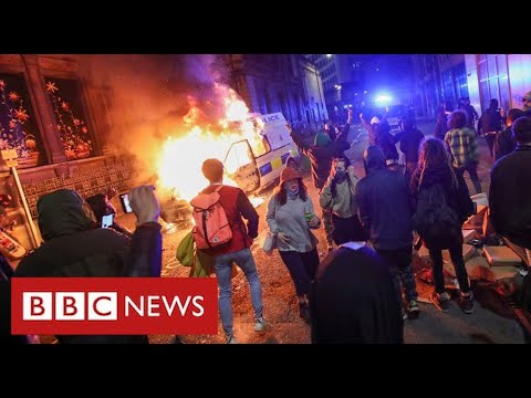 Police in injured in Bristol as “Kill the Bill” protest turns violent – BBC News