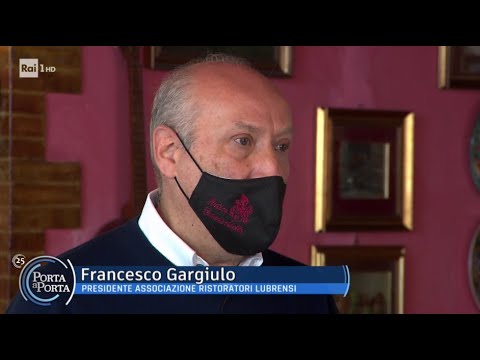 Francesco Gargiulo, patron del Ristorante Antico Francischiello, a Porta a Porta il 1 aprile 2021