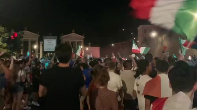 L’Italia in semifinale, esplode la gioia dei tifosi