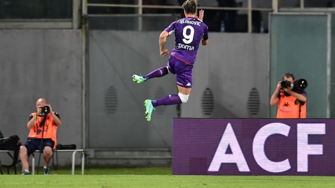 Fiorentina a valanga, il Genoa soffre ma vince