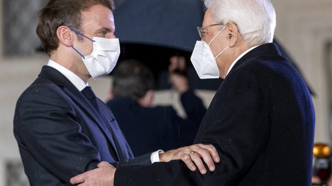 Mattarella incontra Macron “Insieme per un’Europa più forte”