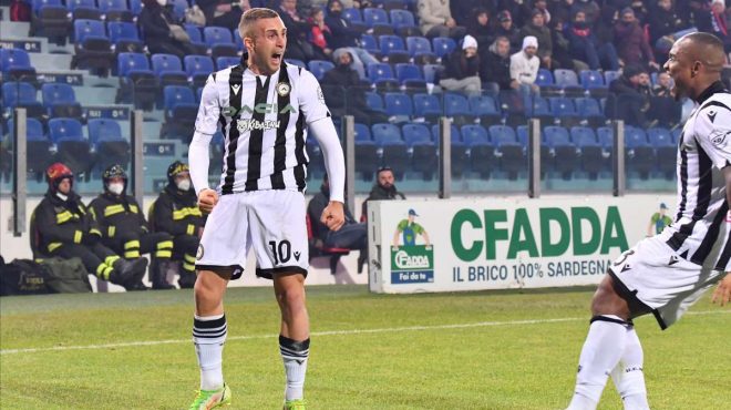 Cagliari affonda, Udinese fa poker con doppietta di Deulofeu