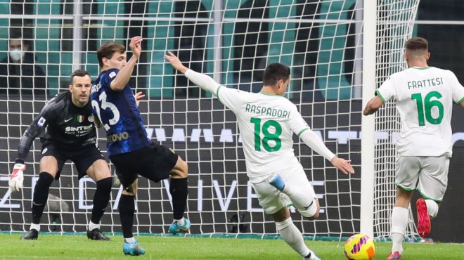 Il Sassuolo piega l’Inter 2-0, luci azzurre a San Siro