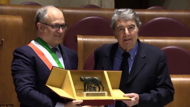 Dino Zoff compie 80 anni premiato in Campidoglio dal sindaco Gualtieri