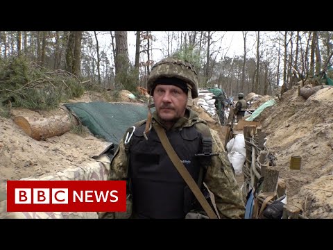 Life for Ukrainian troops dug into Kyiv’s trenches – BBC News