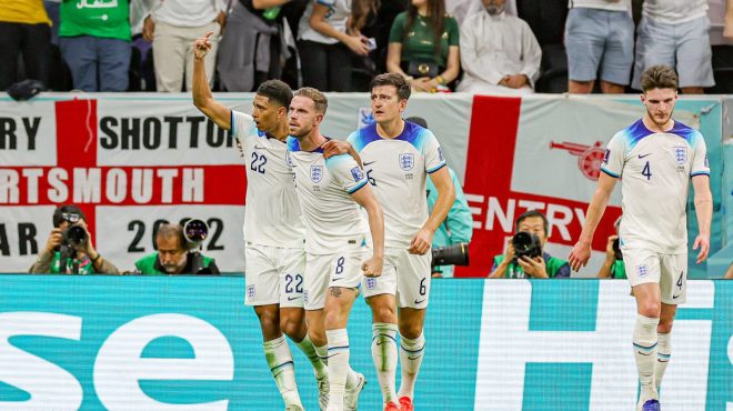 Tre gol al Senegal, Inghilterra ai quarti contro i Bleus