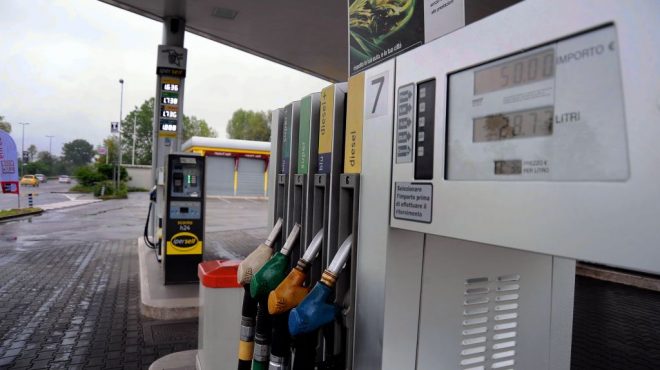 Carburanti, dal Cdm via libera al decreto sulla trasparenza dei prezzi