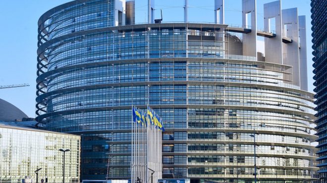 Parlamento Ue “Rafforzare il sostegno all’Ucraina”