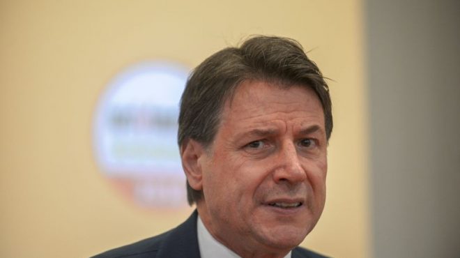 Conte “Il Governo crea le premesse per un disastro sociale”