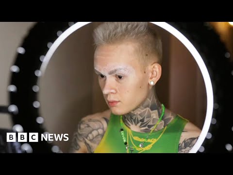 Russian President Putin’s Kremlin targets LGBT community in new crackdown – BBC News