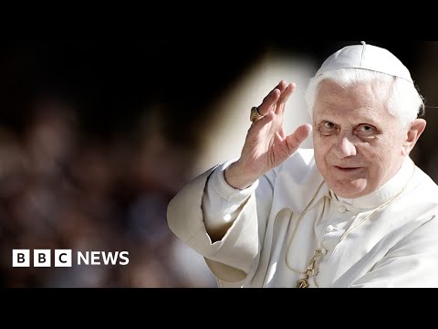 Pope Francis and world leaders pay tribute to Benedict XVI – BBC News