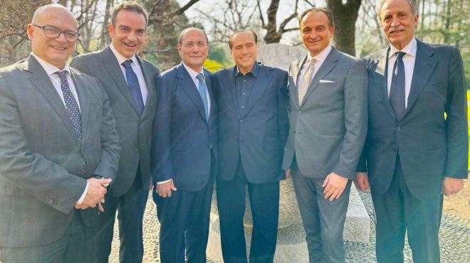 Schifani e quattro presidenti di Regione di Fi incontrano Berlusconi