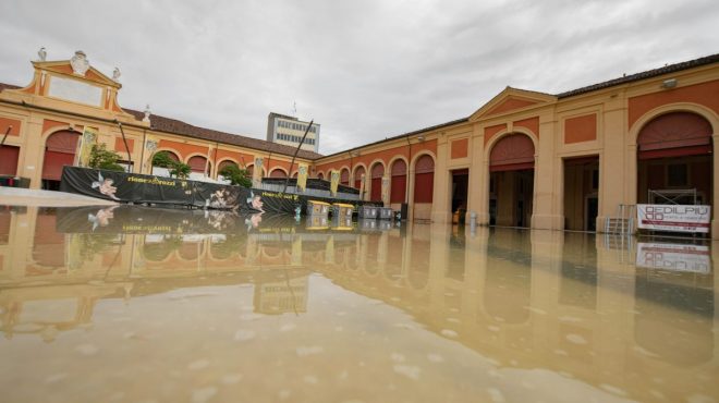 Alluvione Emilia Romagna, l’Arera sospende le bollette