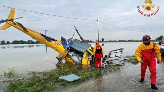 Maltempo, nel ravennate precipita un elicottero impegnato nei soccorsi