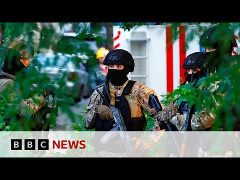 Ukraine: Man dies after device detonated at Kyiv court – BBC News