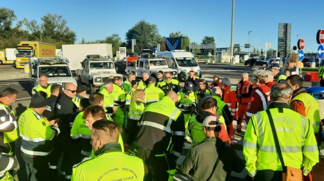 13 Squadre della Protezione civile partite per la Toscana