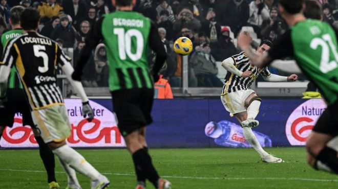 La Juve batte il Sassuolo 3-0 e torna a -2 dall’Inter