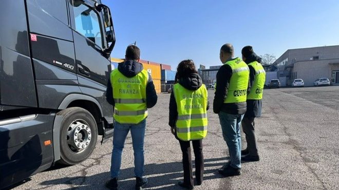 Indebiti benefici sul gasolio d’autotrazione, 2 segnalati a Piacenza