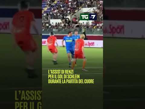 L’assist di #Renzi per il gol di #Schlein durante la partita del cuore