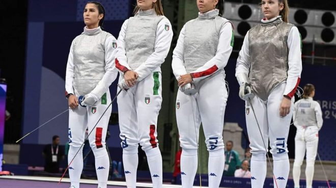 Italia argento nel fioretto donne a squadre