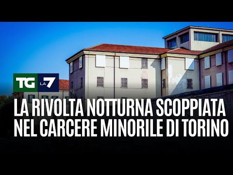 La rivolta notturna scoppiata nel carcere minorile di Torino