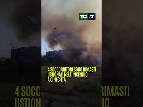 4 soccorritori sono rimasti ustionati nell’incendio a #Cinecittà