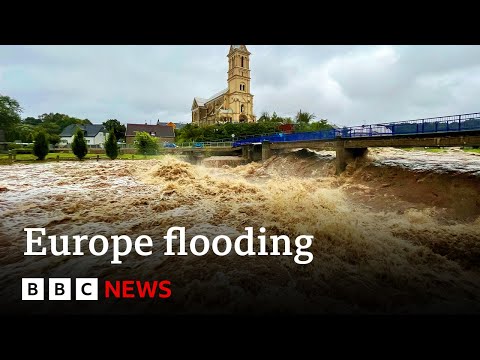 Polish city urged to evacuate as floods batter central Europe | BBC News