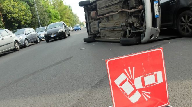 Nel 2023 aumentano dello 0,8% gli incidenti stradali, in calo le vittime