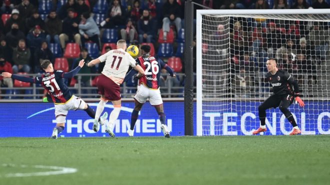 La Roma si salva in extremis, finisce 2-2 a Bologna